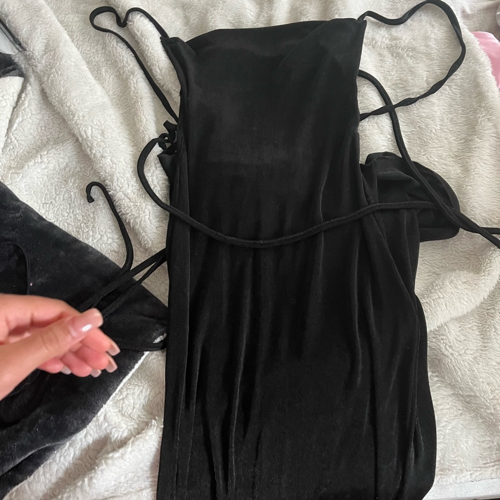 Elegant Black Dress with Straps